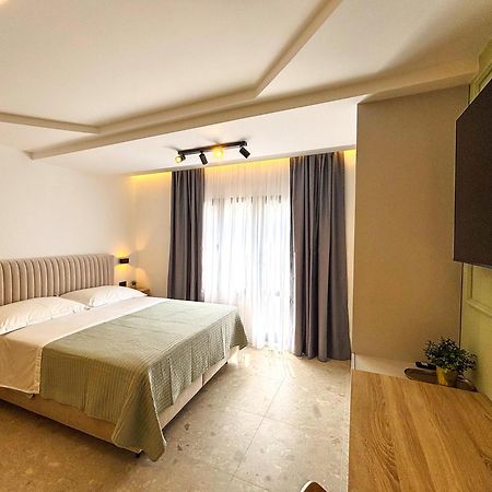 Marthinis Luxury Suites Сплит Экстерьер фото